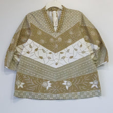 BVAT0239 Tops (XXL)