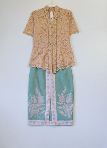 CFKT1584-SFS1796 Tops-Skirt (S)