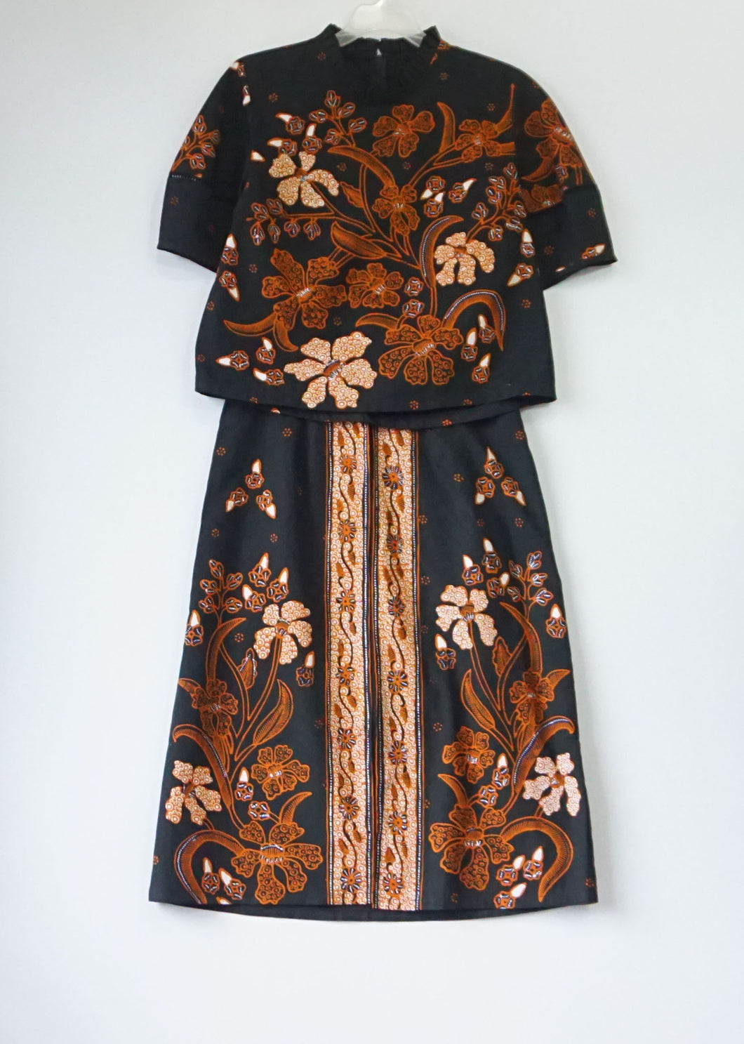 IDT1639-WTS0341 Tops-Skirt (M)