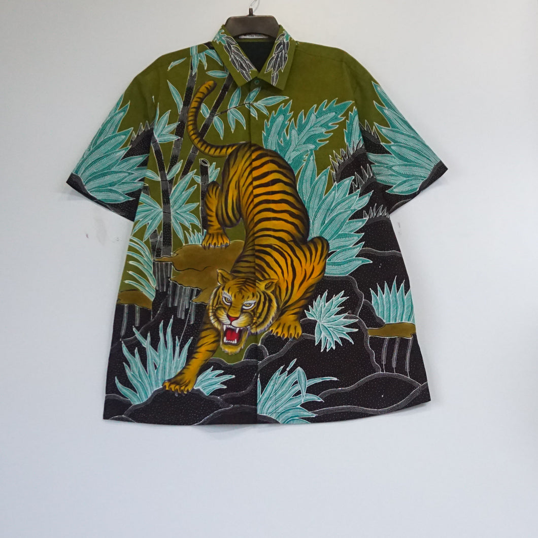 MSS8798 Men's Shirt (XL)