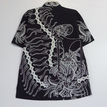 SMS3231 Men's Shirt (L)