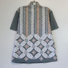 SMS3234 Men's Shirt (L)