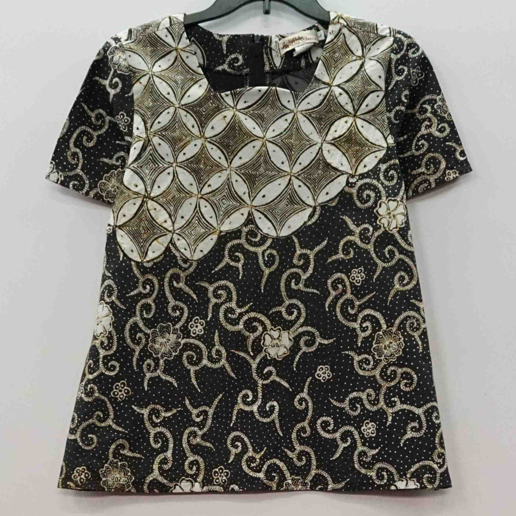 CLT2052 Tops (L)