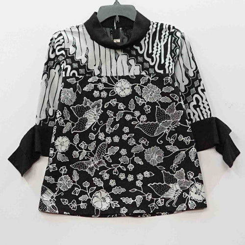 CLT2061 Tops (S)