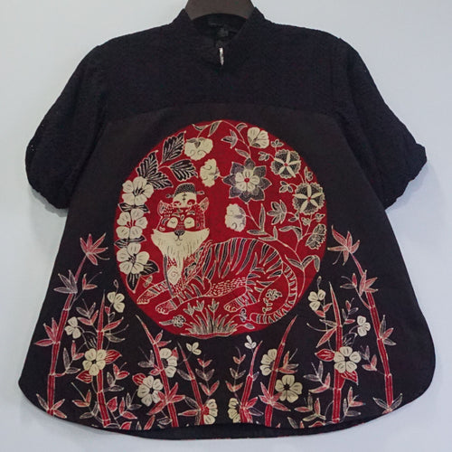 APQT0160 Tops (M)
