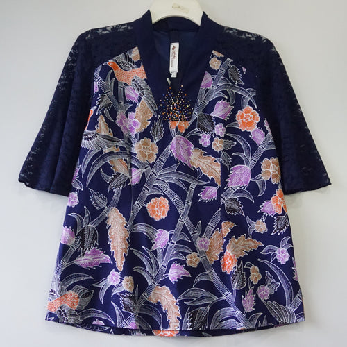 BVAT0056 Tops (L)