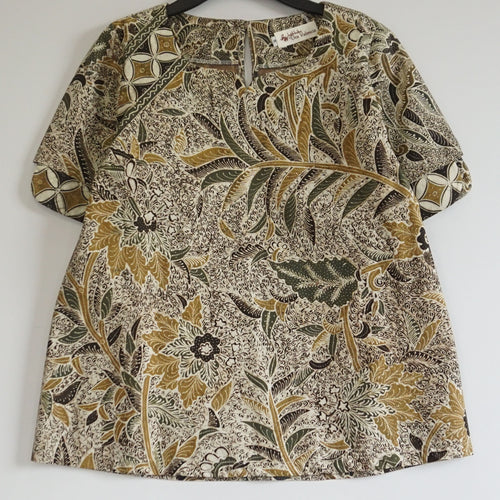 CLT2826 Tops (S)