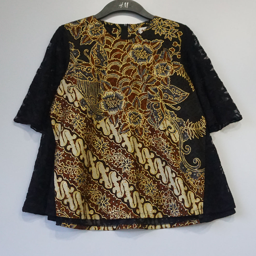 CLT3161 Tops (S)