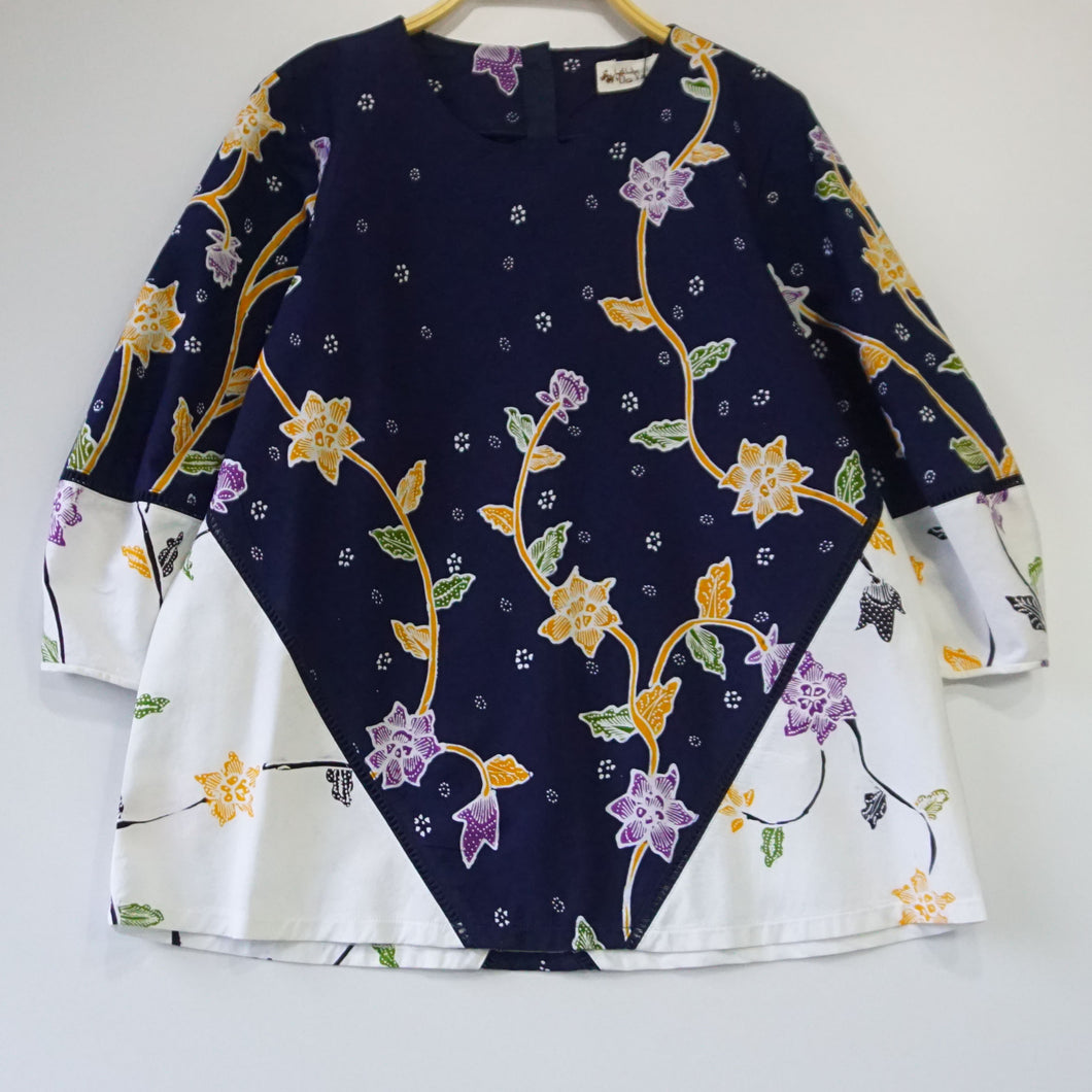 CLT3276 Tops (L)