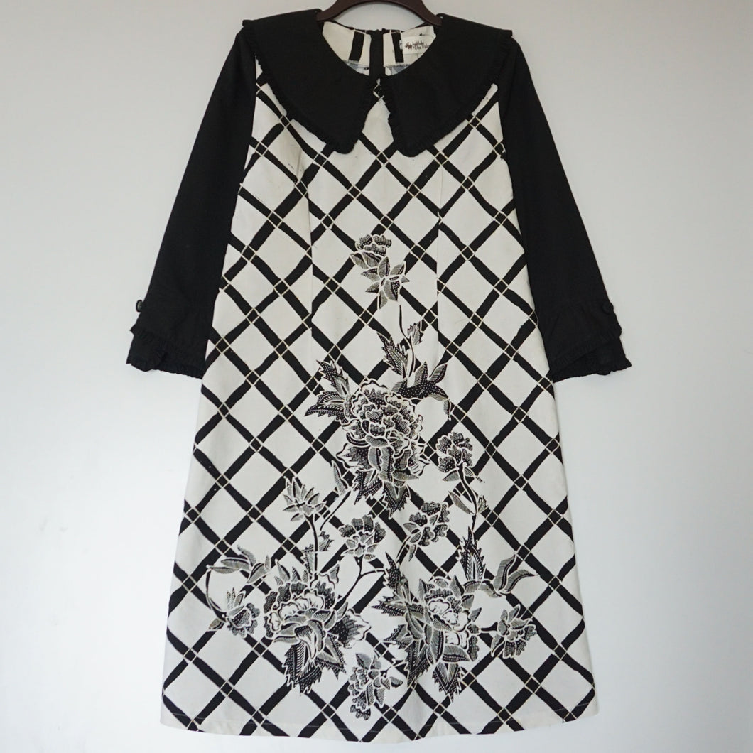IDR2537 Tops (M)