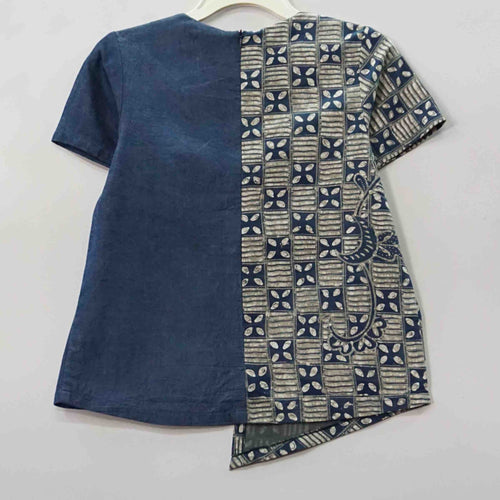 CLT2271 Tops (S)