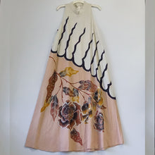 QALL0051 Dress (L)
