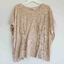 FSTUDIO0531 Tops (XS)