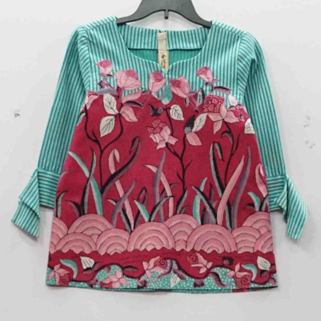 CLT2118 Tops (S)