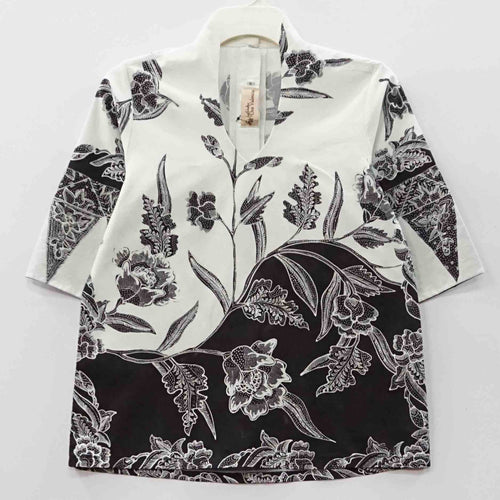 CLT2289 Tops (S)