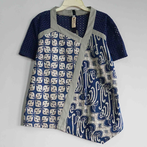CLT1689 Tops (M)