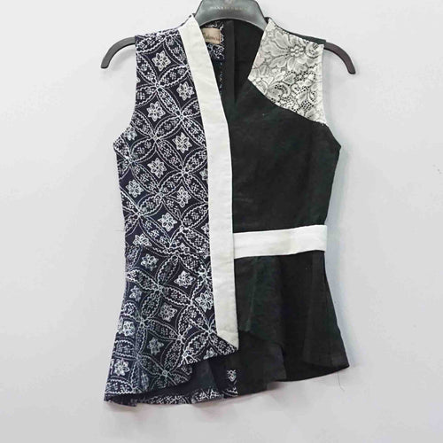 FSTUDIOA0051 Tops (XS)